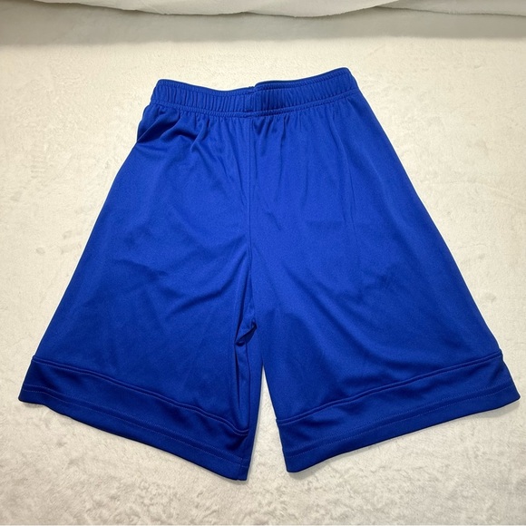 NWT Under Armour Boys’ Vibrant Blue Sports Shorts with Pockets - Picture 9 of 9